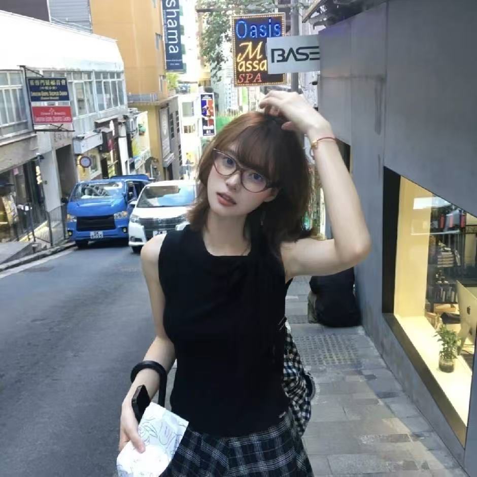 Menghan Zhang